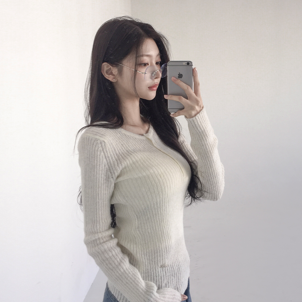 [*소매까지여리/울]엔초 버튼 슬림핏 니트