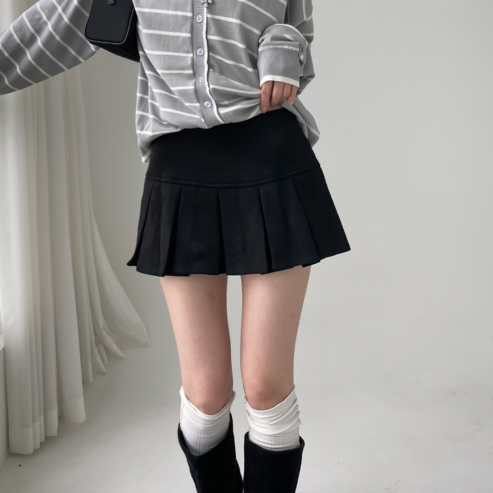 [속바지/페미닌]카푸치노 스웨이드 스커트