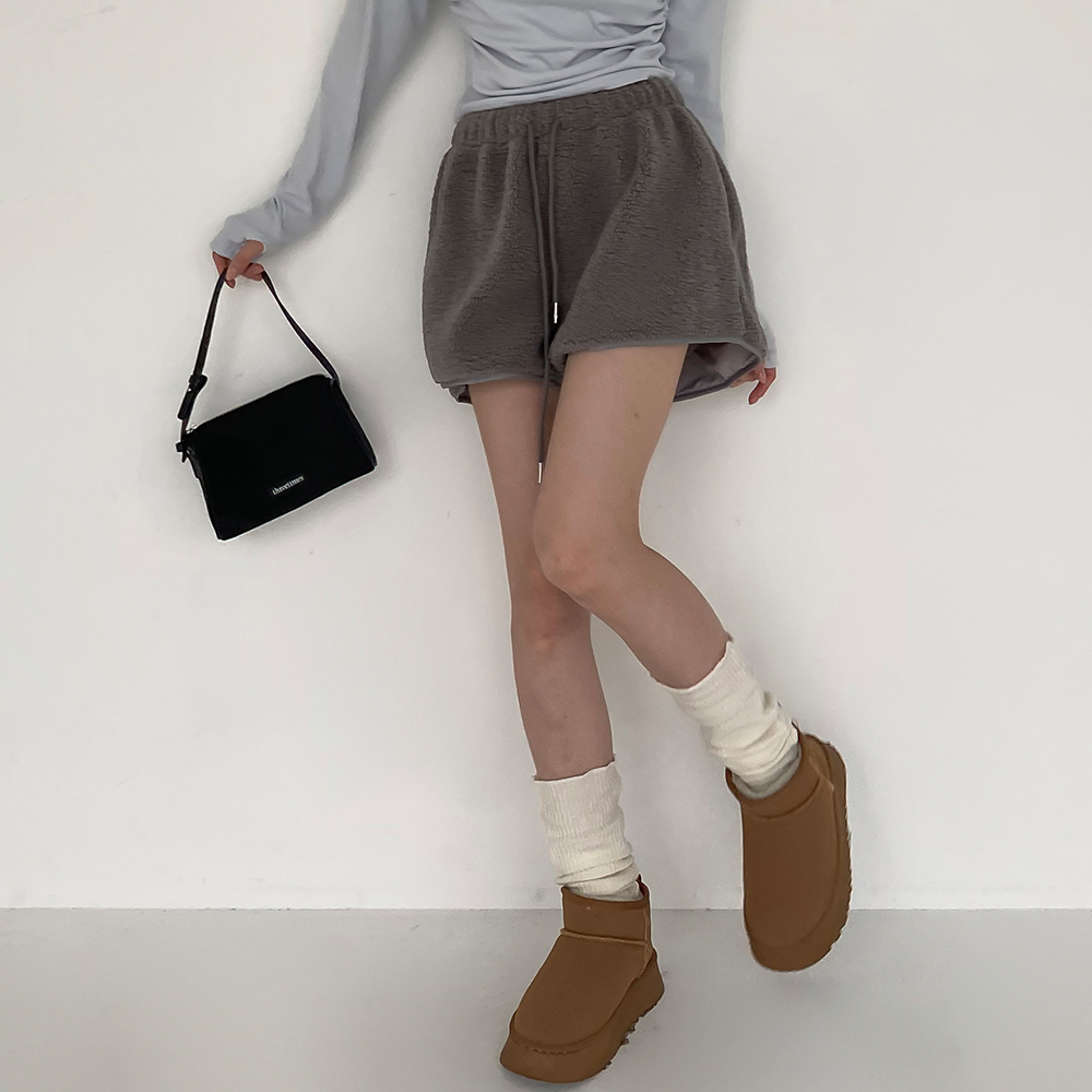 [귀욤아방핏]뽀글이 덤블 밴딩 반바지